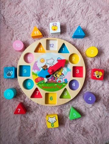 Zgan! Woezel en Pip puzzelklok!

 beschikbaar voor biedingen
