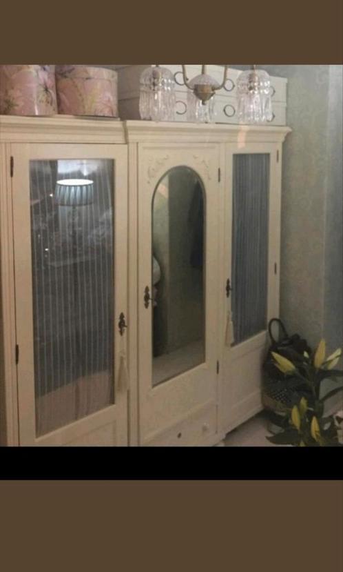Kleding kast/ shutterkast massief cv radiator/riviera maisor, Huis en Inrichting, Kasten | Kledingkasten, Zo goed als nieuw, 150 tot 200 cm