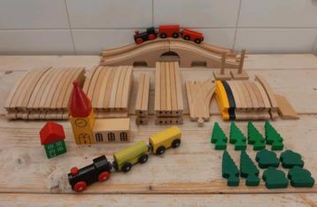 Set houten treinset onderdelen in nieuwe speelgoedzak beschikbaar voor biedingen