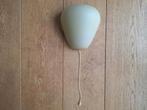 Retro jaren 60 wandlamp met melkglas  en trekkoord, Huis en Inrichting, Lampen | Wandlampen, Ophalen of Verzenden, Zo goed als nieuw