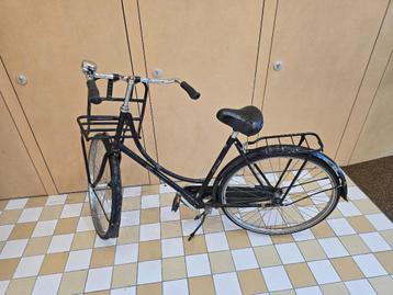 Omafiets Te Koop beschikbaar voor biedingen