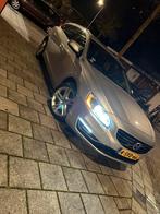 Volvo V60 D6 215pk Plug-in Hybrid 2013 Grijs, Auto's, 1849 kg, 1800 kg, 103 €/maand, Particulier