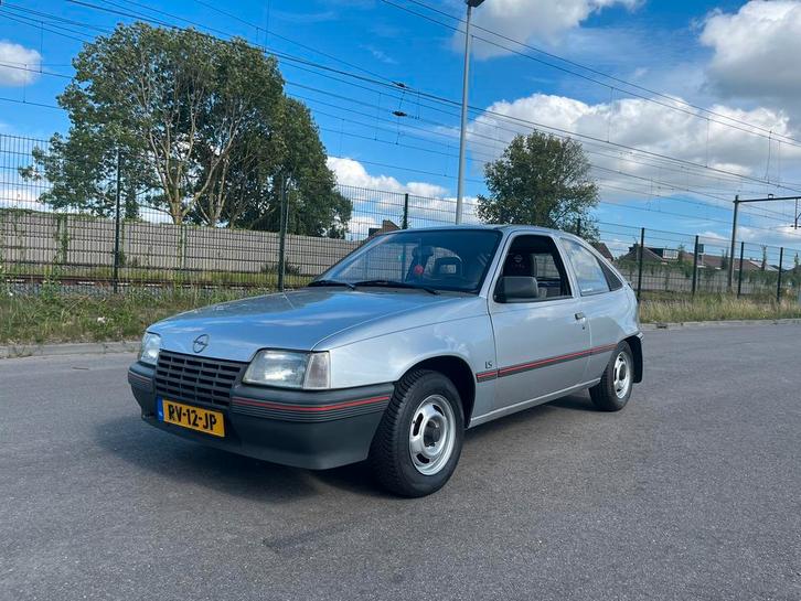 Opel Kadett-E Hatchback 1.3n AUT LS 1987 LEES!!, Auto's, Opel, Particulier, Kadett, Benzine, Hatchback, Automaat, Origineel Nederlands