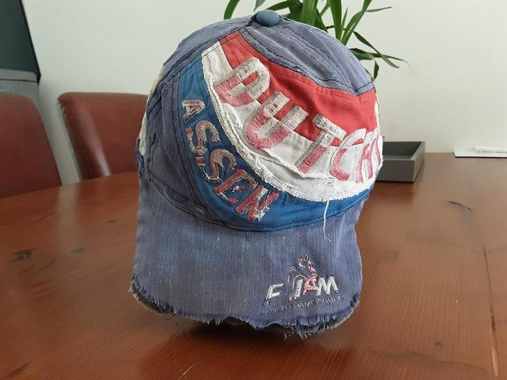 Dutch TT Assen pet zeker 30 jaar oud., Verzamelen, Overige Verzamelen, Zo goed als nieuw, Ophalen of Verzenden