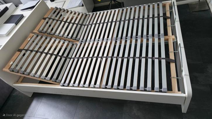 IKEA bed, verstelbaar ( 140x200 ) top staat, Huis en Inrichting, Slaapkamer | Bedden, Zo goed als nieuw, Tweepersoons, 140 cm