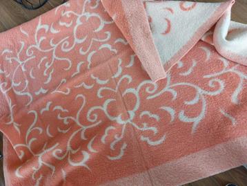 vintage wollen deken, rose, van Wijk beschikbaar voor biedingen