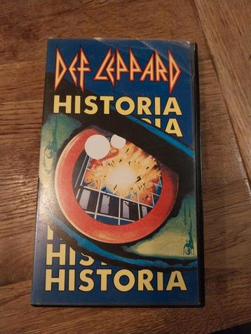 Def Leppard - Historia. VHS ,voor de liefhebber, verzameling beschikbaar voor biedingen