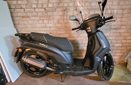 Snor Scooter Kymco, Fietsen en Brommers, Scooters | Kymco, Zo goed als nieuw, People S, Maximaal 45 km/u, Benzine, Ophalen
