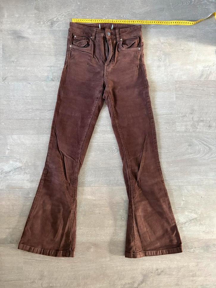 Flared corduroy broek mt. S ~ Bershka, Kleding | Dames, Broeken en Pantalons, Zo goed als nieuw, Maat 36 (S), Bruin, Lang, Ophalen of Verzenden