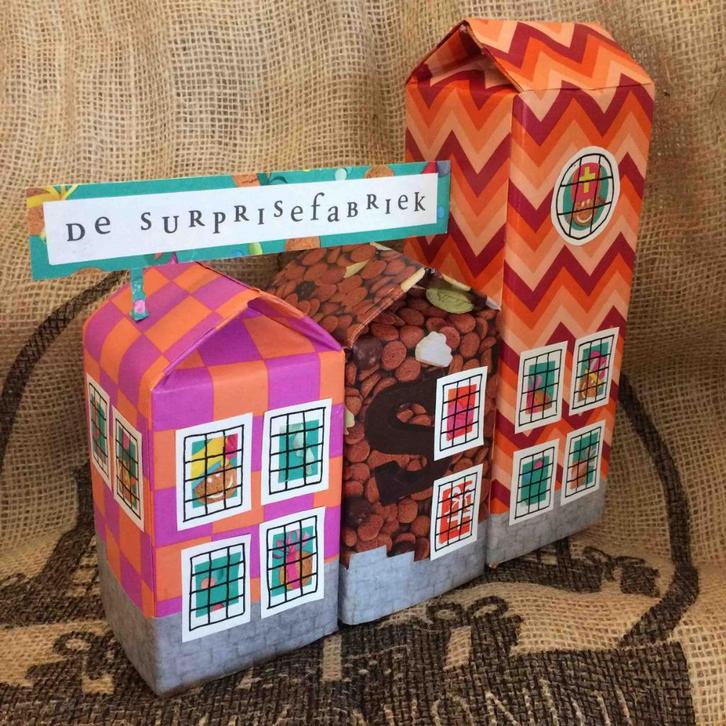 Surprise Sinterklaas  'De Surprisefabriek', Diversen, Sinterklaas, Ophalen of Verzenden