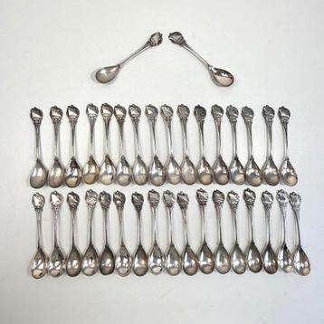 35 Verzilverde Lepeltjes Vloot - Motorschepen/Stoomschepen beschikbaar voor biedingen