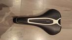 Liv connect dames racefiets zadel 15 (b) x 26 (l) cm, Fietsen en Brommers, Fietsonderdelen, Algemeen, Zo goed als nieuw, Zadel