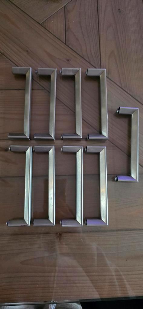 9x RVS Handgrepen 128mm - IKEA (Niet meer verkrijgbaar), Doe-het-zelf en Verbouw, Hang- en Sluitwerk, Zo goed als nieuw, Klink of Kruk