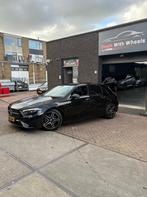 Mercedes-Benz A-klasse 180 AMG Line, Auto's, Mercedes-Benz, 136 pk, Gebruikt, 4 cilinders, Zwart