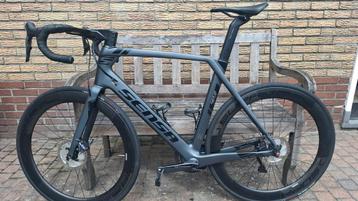 Aero Di2 racer - Sensa Giulia disc - carbon | ultegra beschikbaar voor biedingen