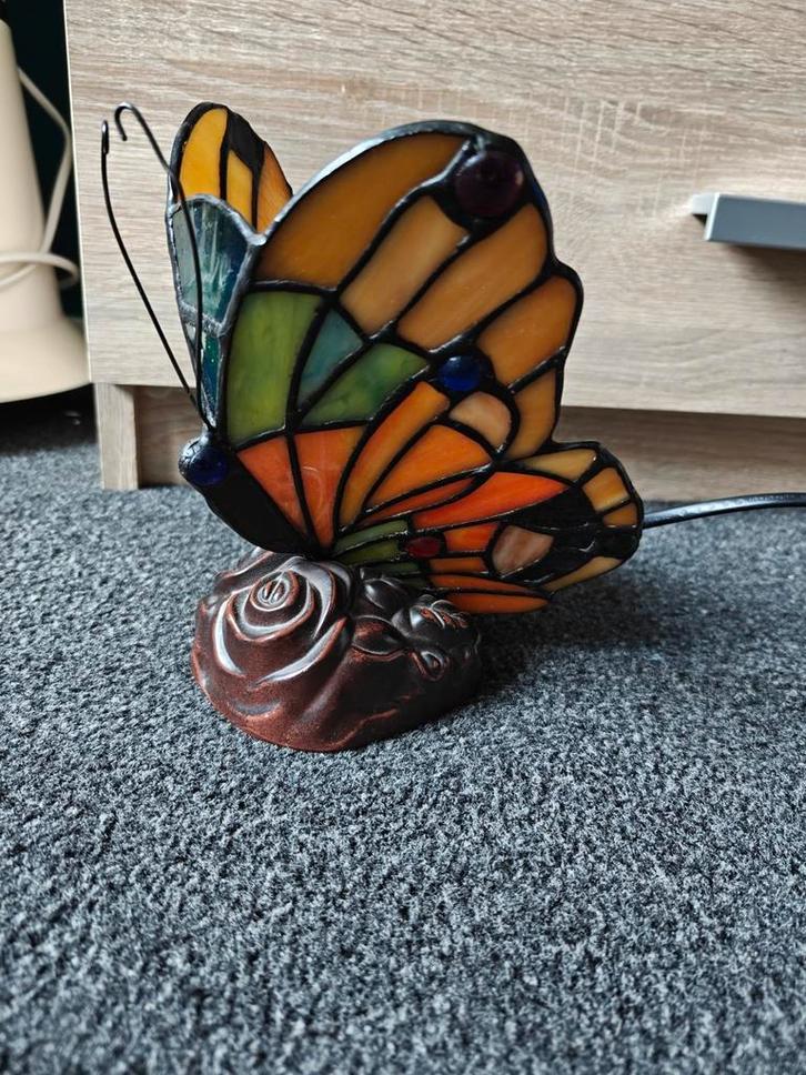 Tiffany Stijl Vlinder Lamp, Antiek en Kunst, Antiek | Lampen, Ophalen of Verzenden