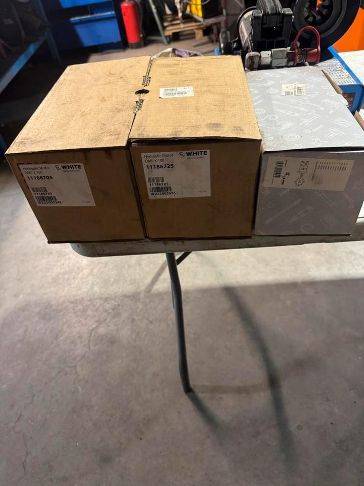 Nieuwe Danfoss White Granit Hydrauliek Motoren, Doe-het-zelf en Verbouw, Gereedschap | Machine-onderdelen en Toebehoren, Ophalen of Verzenden