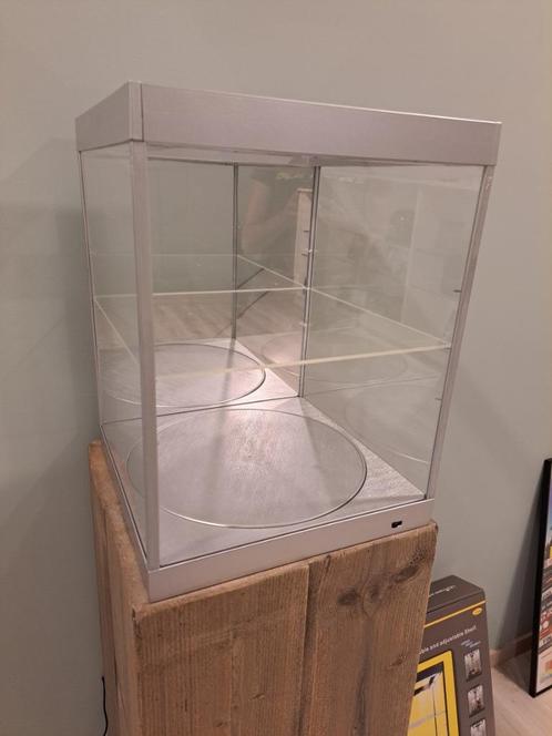 Vitrine Display Showcase 1:18 1:43 met draaitafel, ledlicht, Hobby en Vrije tijd, Modelauto's | 1:18, Zo goed als nieuw, Ophalen of Verzenden