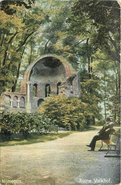 (300-122-025) Nijmegen Ruïne Valkhof, Verzamelen, Ansichtkaarten | Nederland, Gelderland, Verzenden