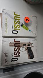 Adler-Olsen Serie Q: Natriumchloride & Selfies, Boeken, Thrillers, Ophalen of Verzenden, Zo goed als nieuw, Jussi Adler-Olsen