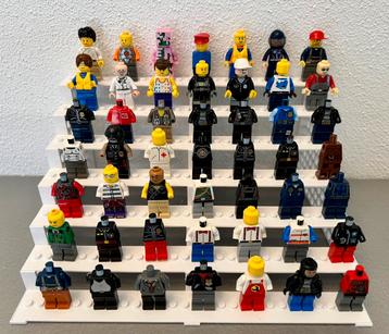 Minifiguren lego beschikbaar voor biedingen