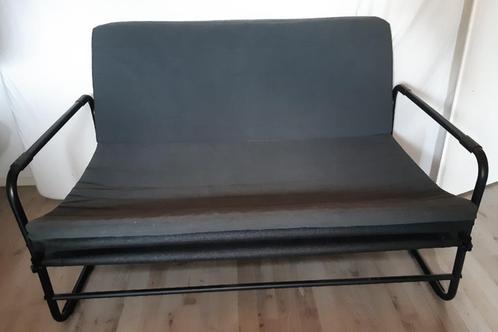 Hammarn slaapbank Ikea donkergrijs / zwart goede staat, Huis en Inrichting, Slaapkamer | Slaapbanken, Gebruikt, 140 cm, 200 cm