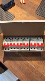 Emat schakelaars, Doe-het-zelf en Verbouw, Elektra en Kabels, Ophalen of Verzenden, Nieuw