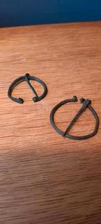 Omega fibula,s, grote en kleine, oude collectie, brons, Ophalen of Verzenden