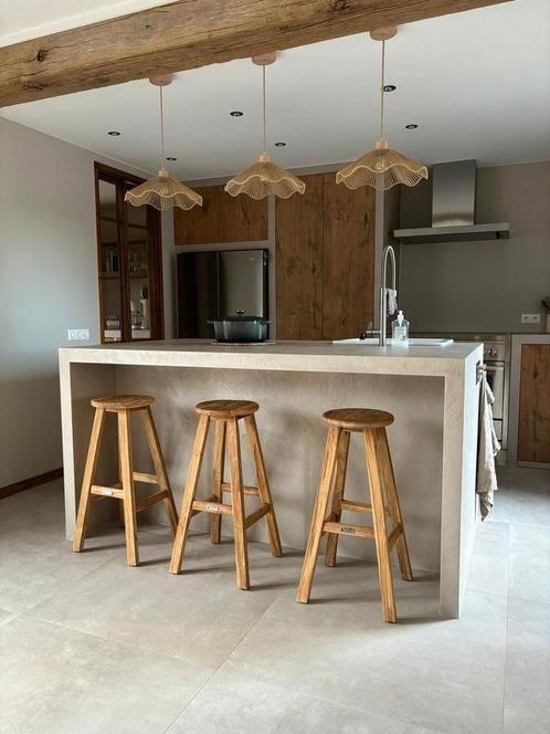 Massief teakhouten vintage barkrukken rond nieuw op voorraad, Huis en Inrichting, Stoffering | Vloerbedekking, Nieuw, Parket, 75 m² of meer
