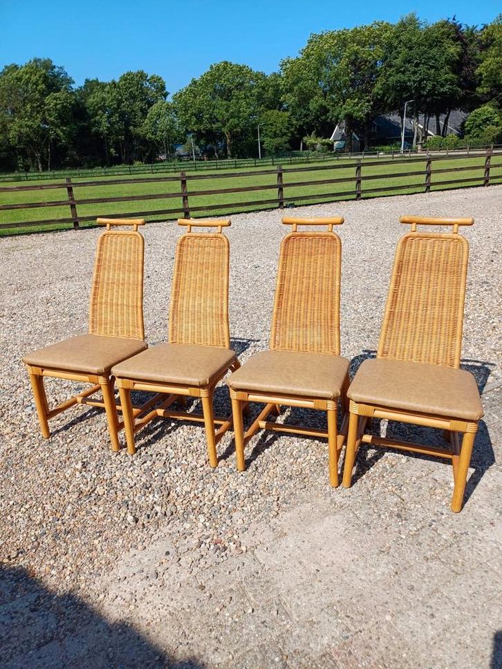 Stoel 4 eetkamerstoelen rotan riet nieuw leren skai zitting, Huis en Inrichting, Stoelen, Zo goed als nieuw, Vier, Leer, Riet of Rotan