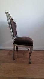 Barok bruine stoel, Ophalen