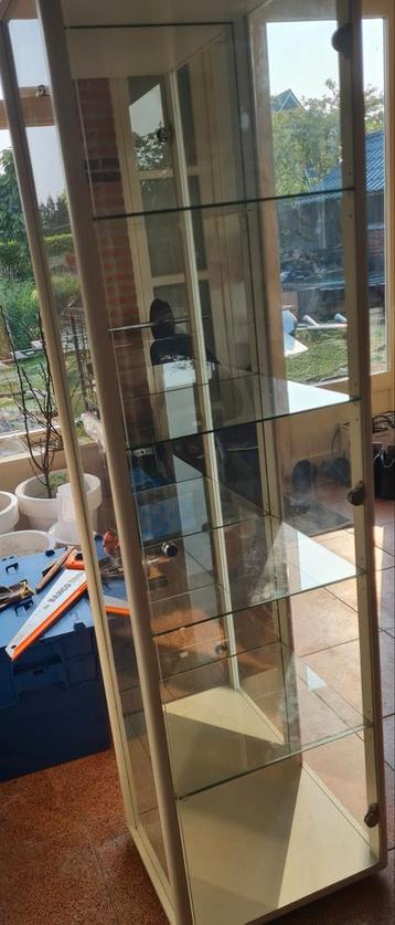 Vitrine kast.