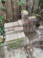 Stapeltje betonnen waaltjes, Tuin en Terras, Ophalen, Beton, Klinkers