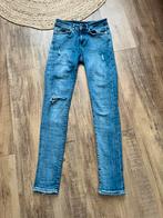 Nikkie skinny jeans maat 24, Kleding | Dames, Spijkerbroeken en Jeans, Blauw, Nikkie, Ophalen of Verzenden, W27 (confectie 34) of kleiner