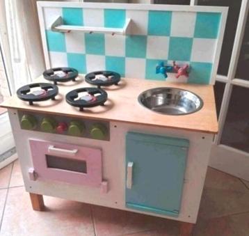 Kinderkeuken / speelkeuken New Classic Toys  beschikbaar voor biedingen