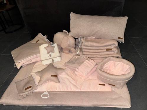Baby’s only aankleding, Kinderen en Baby's, Kinderkamer | Inrichting en Decoratie, Zo goed als nieuw, Overige typen, Ophalen