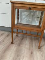 Theekastje vintage, Ophalen