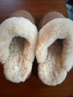 Warmbat Pantoffels Maat 31 - Zo Goed Als Nieuw, Kleding | Dames, Sokken en Kousen, Overige typen, Bruin, Overige maten, Ophalen of Verzenden