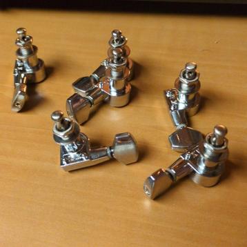 Fender tuners beschikbaar voor biedingen