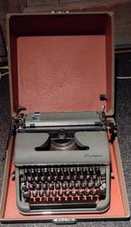Olympia koffer typemachine, Diversen, Typemachines, Ophalen of Verzenden, Zo goed als nieuw