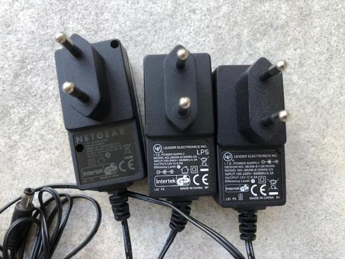 Voeding Netgear  12 volt  Leader Electronics, Computers en Software, Interne voedingen, Zo goed als nieuw, Ophalen of Verzenden
