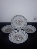 4 Schumann ajourschalen vol rose rozen, Verzenden, Zo goed als nieuw, Porselein, Bord of Schaal