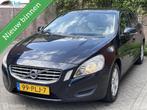 Volvo V60 1.6 T4 Kinetic Automaat Leer Clima Cruise Trekhaak, 4 cilinders, 179 pk, Zwart, 1600 kg