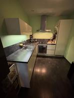 Moderne Keuken met Apparatuur, Ophalen, Enkelwandige keuken, Zo goed als nieuw, Greeploos