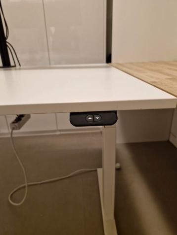 Zit-stabureau 120x80cm, 2 motoren, Nieuwstaat! - afbeelding 2