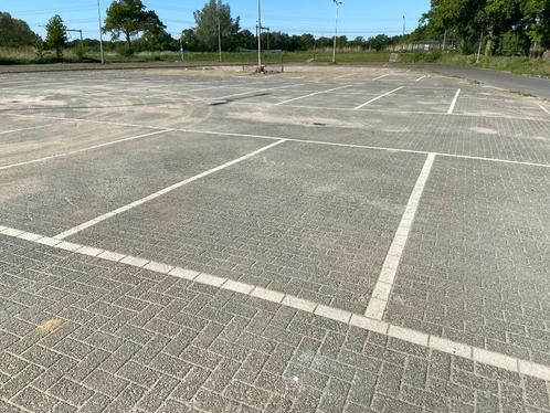 Gebruikte Witte Verkeerstenen - Betonklinkers - BKK/BSS, Tuin en Terras, Tegels en Klinkers, Gebruikt, Overige typen, Beton, 10 m² of meer