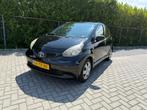 Toyota Aygo 1.0 12V Vvt-i 5DRS 2007 Zwart, Voorwielaandrijving, Euro 5, Stof, Zwart
