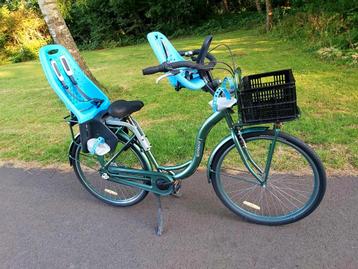 MOEDERFIETS met kinderzitjes  beschikbaar voor biedingen