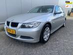 BMW 3-serie 320i High Executive CLIMAT BJ 2-2007 APK 5-2026, Achterwielaandrijving, 4 cilinders, 150 pk, Parkeersensor