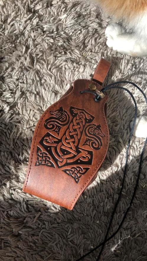 Viking pouch dnd buidel dobbelstenen zakje riem, Hobby en Vrije tijd, Kostuums, Theaterbenodigdheden en LARP, Zo goed als nieuw